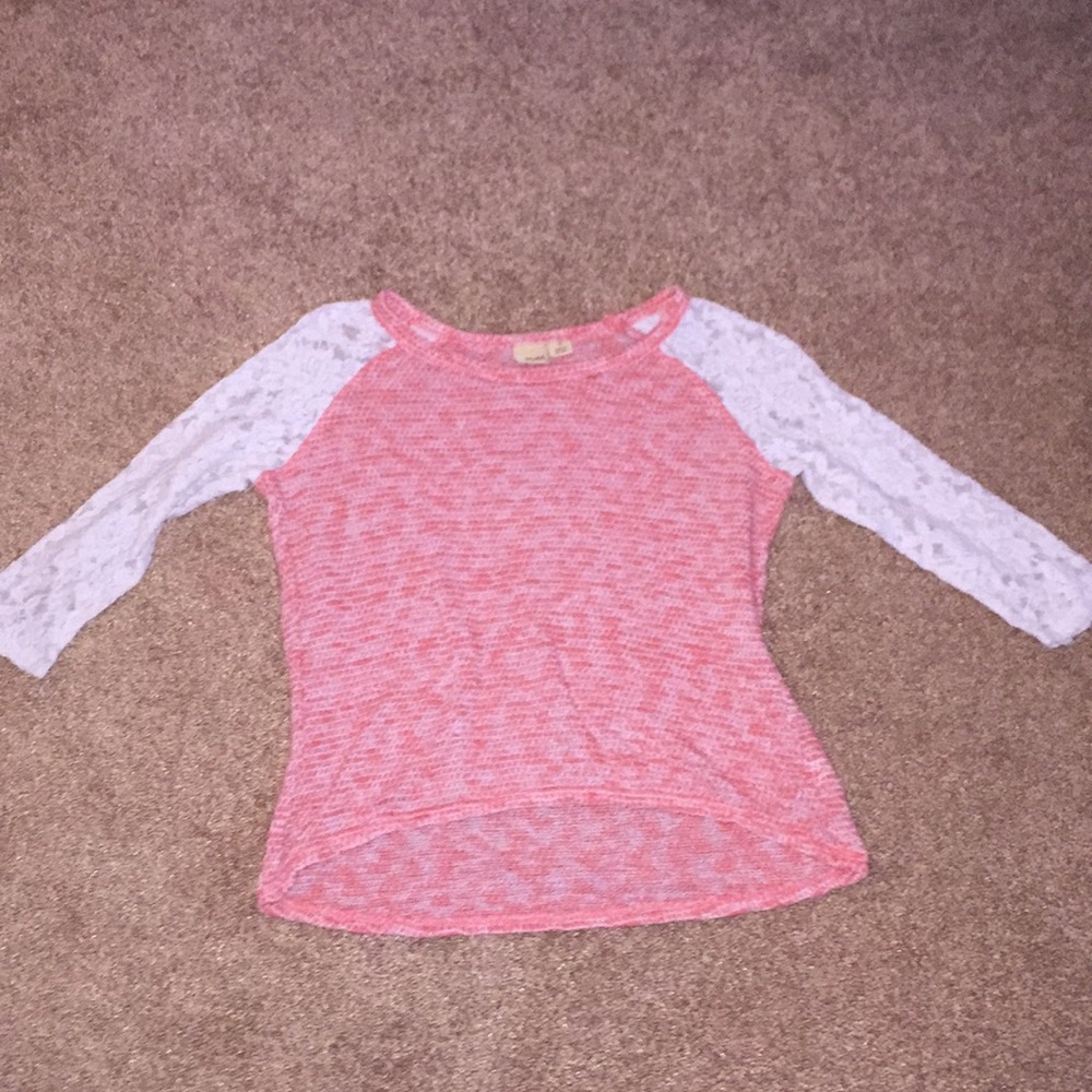 orange and white « Mudd » long sleeved shirt.